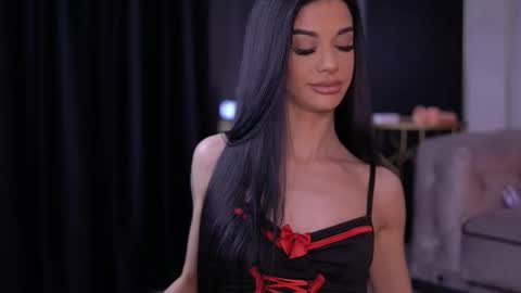 Snapshot of arinarhodes chatting on 22, 12, 2025 Arina online show from 22, 12, 2025