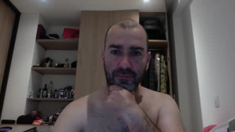 Snapshot of aristi11 chatting on 10, 10, 2025 aristi11 online show from 10, 10, 2025