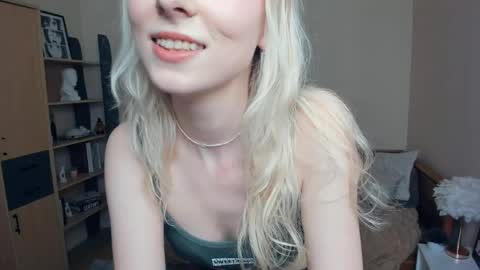 Snapshot of arlavitullo chatting on 28, 5, 2026 Emily online show from 28, 5, 2026