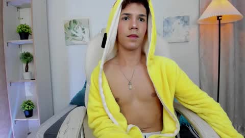 Snapshot of arlequiin_ chatting on 4, 2, 2026 Arlequin online show from 4, 2, 2026