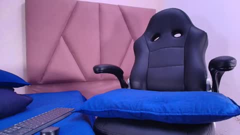 Snapshot of arleth_1 chatting on 25, 9, 2025 Arleth online show from 25, 9, 2025