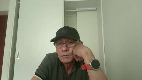 Snapshot of armaduradeacero chatting on 7, 6, 2026 armaduradeacero online show from 7, 6, 2026