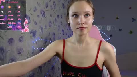 Snapshot of armurra chatting on 8, 6, 2026 armurra online show from 8, 6, 2026