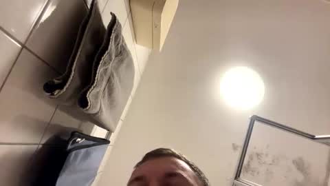 armyskater32 online show from 18, 12, 2025