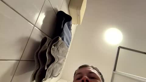 armyskater32 online show from 23, 4, 2026