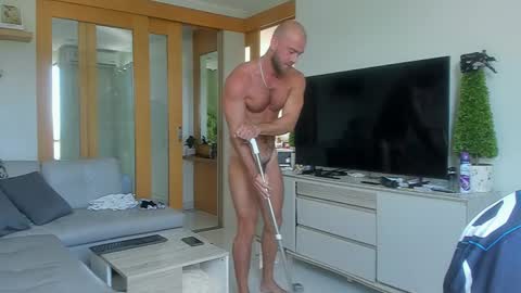 Snapshot of arni_strong chatting on 20, 12, 2024 ARNI STRONG online show from 20, 12, 2024