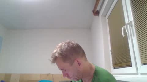 aromannn online show from 5, 12, 2025