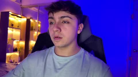 aron__cooper online show from 2, 10, 2025