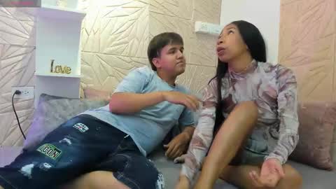 Alexa  Aron online show from 28, 11, 2025