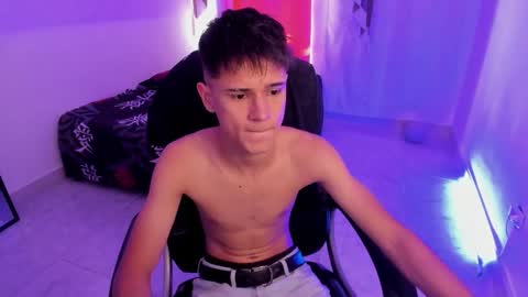 Aaron online show from 15, 12, 2025