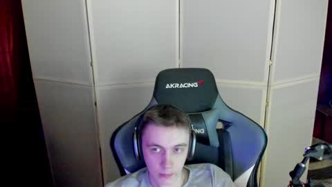 Snapshot of aron_neall chatting on 3, 12, 2024 biggest penis online show from 3, 12, 2024