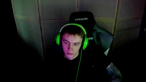 Snapshot of aron_neall chatting on 21, 12, 2024 biggest penis online show from 21, 12, 2024