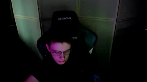 Snapshot of aron_neall chatting on 21, 12, 2024 biggest penis online show from 21, 12, 2024