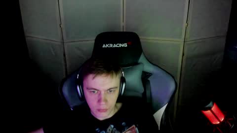 Snapshot of aron_neall chatting on 11, 1, 2025 biggest penis online show from 11, 1, 2025