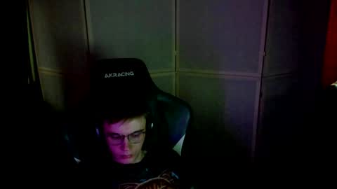 Snapshot of aron_neall chatting on 11, 1, 2025 biggest penis online show from 11, 1, 2025