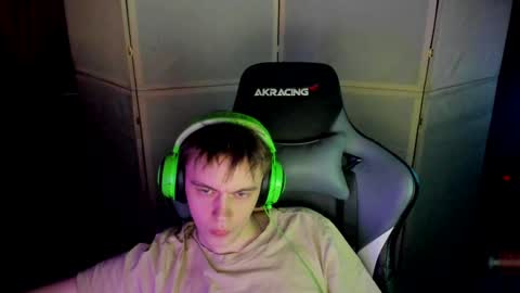 Snapshot of aron_neall chatting on 15, 2, 2025 biggest penis online show from 15, 2, 2025