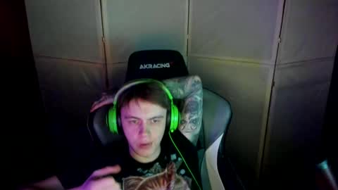 Snapshot of aron_neall chatting on 21, 2, 2025 biggest penis online show from 21, 2, 2025