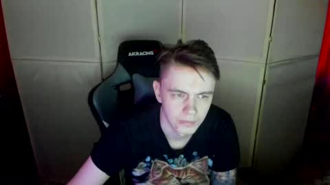 Snapshot of aron_neall chatting on 24, 2, 2025 biggest penis online show from 24, 2, 2025