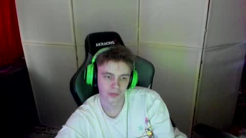 Snapshot of aron_neall chatting on 25, 2, 2025 biggest penis online show from 25, 2, 2025