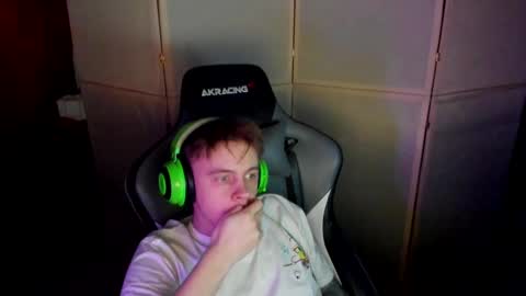 Snapshot of aron_neall chatting on 27, 2, 2025 biggest penis online show from 27, 2, 2025