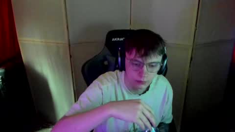 Snapshot of aron_neall chatting on 12, 3, 2025 biggest penis online show from 12, 3, 2025