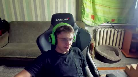 Snapshot of aron_neall chatting on 2, 10, 2025 biggest penis online show from 2, 10, 2025