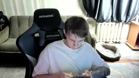 Snapshot of aron_neall chatting on 2, 12, 2025 biggest penis online show from 2, 12, 2025