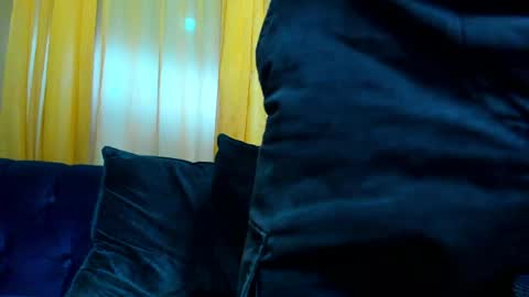 aron_pulse online show from 7, 4, 2026