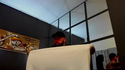 Snapshot of arongrant chatting on 11, 6, 2026 AronGrant online show from 11, 6, 2026