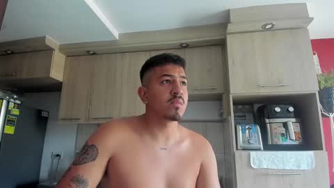 Snapshot of aronwilliams69 chatting on 13, 1, 2025 ARON  Independent model  online show from 13, 1, 2025