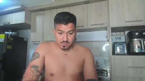 Snapshot of aronwilliams69 chatting on 15, 1, 2025 ARON  Independent model  online show from 15, 1, 2025