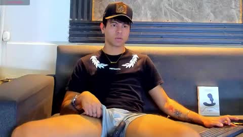 Aroon   online show from 14, 1, 2026