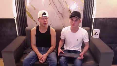 Aroon   online show from 24, 3, 2026