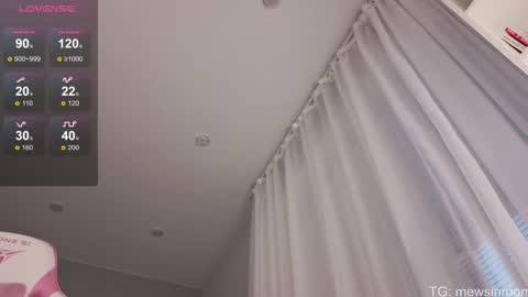 Oly Molly online show from 15, 1, 2026