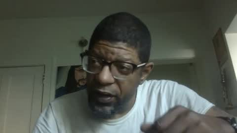 Snapshot of arteblazze chatting on 12, 9, 2025 Arteblazze not daddy boy bitch or nigga online show from 12, 9, 2025