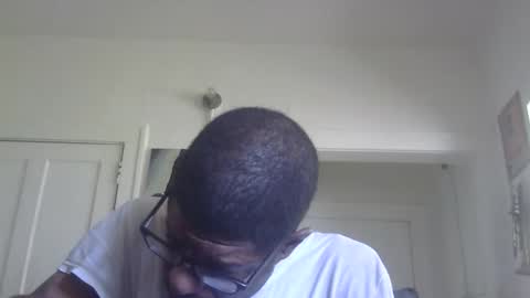 Snapshot of arteblazze chatting on 29, 9, 2025 Arteblazze not daddy boy bitch or nigga online show from 29, 9, 2025