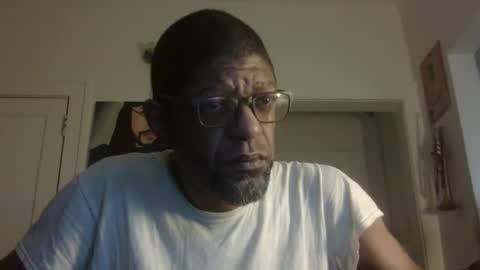 Snapshot of arteblazze chatting on 7, 10, 2025 Arteblazze not daddy boy bitch or nigga online show from 7, 10, 2025