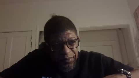 Snapshot of arteblazze chatting on 13, 10, 2025 Arteblazze not daddy boy bitch or nigga online show from 13, 10, 2025