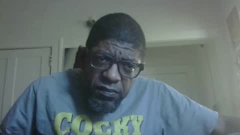 Snapshot of arteblazze chatting on 17, 11, 2025 Arteblazze not daddy boy bitch or nigga online show from 17, 11, 2025