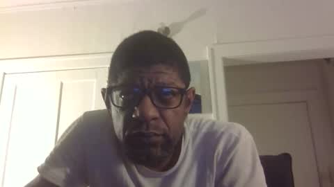 Snapshot of arteblazze chatting on 23, 11, 2025 Arteblazze not daddy boy bitch or nigga online show from 23, 11, 2025