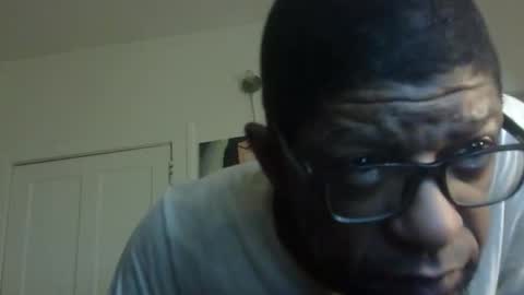 Snapshot of arteblazze chatting on 26, 11, 2025 Arteblazze not daddy boy bitch or nigga online show from 26, 11, 2025