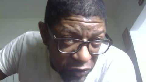 Snapshot of arteblazze chatting on 16, 12, 2025 Arteblazze not daddy boy bitch or nigga online show from 16, 12, 2025