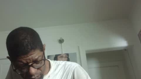 Snapshot of arteblazze chatting on 15, 1, 2026 Arteblazze not daddy boy bitch or nigga online show from 15, 1, 2026