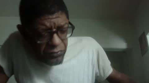 Snapshot of arteblazze chatting on 18, 1, 2026 Arteblazze not daddy boy bitch or nigga online show from 18, 1, 2026