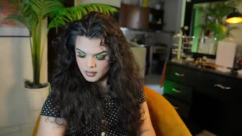 Snapshot of artechloe chatting on 5, 12, 2024 Chloe online show from 5, 12, 2024