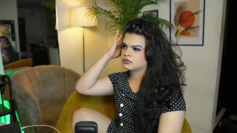 Snapshot of artechloe chatting on 18, 1, 2025 Chloe online show from 18, 1, 2025