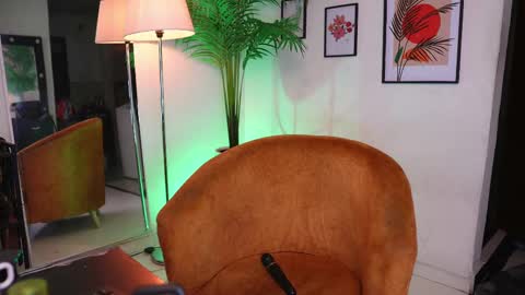 Snapshot of artechloe chatting on 12, 2, 2025 Chloe online show from 12, 2, 2025