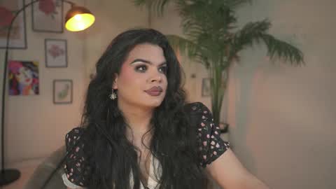 Chloe  online show from 15, 12, 2025