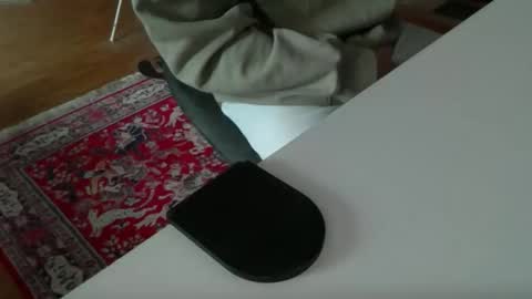 Snapshot of artesian99 chatting on 9, 11, 2025 artesian99 online show from 9, 11, 2025