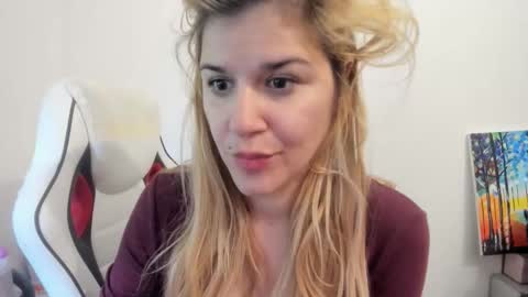 Snapshot of artsyandcraftsy_ chatting on 2, 10, 2025 MIA online show from 2, 10, 2025